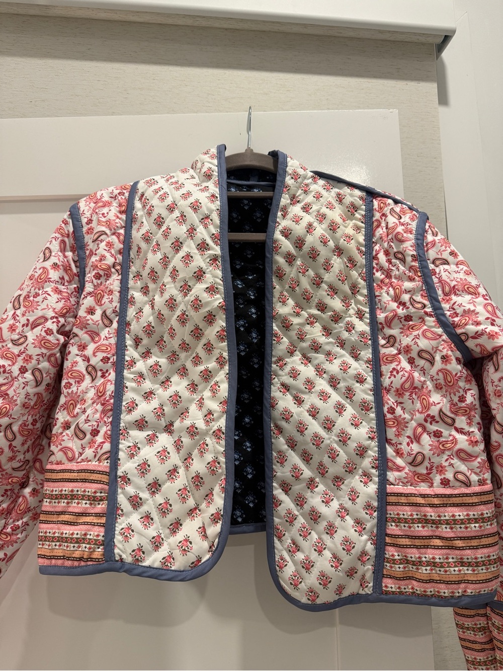 Reversible quilted jacket - Picture 4 of 5